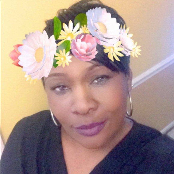 Meet your Posher, Donna - Picture 1 of 1